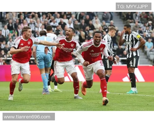 曼联新赛季阵容解析与球队未来发展前景全面深度解读